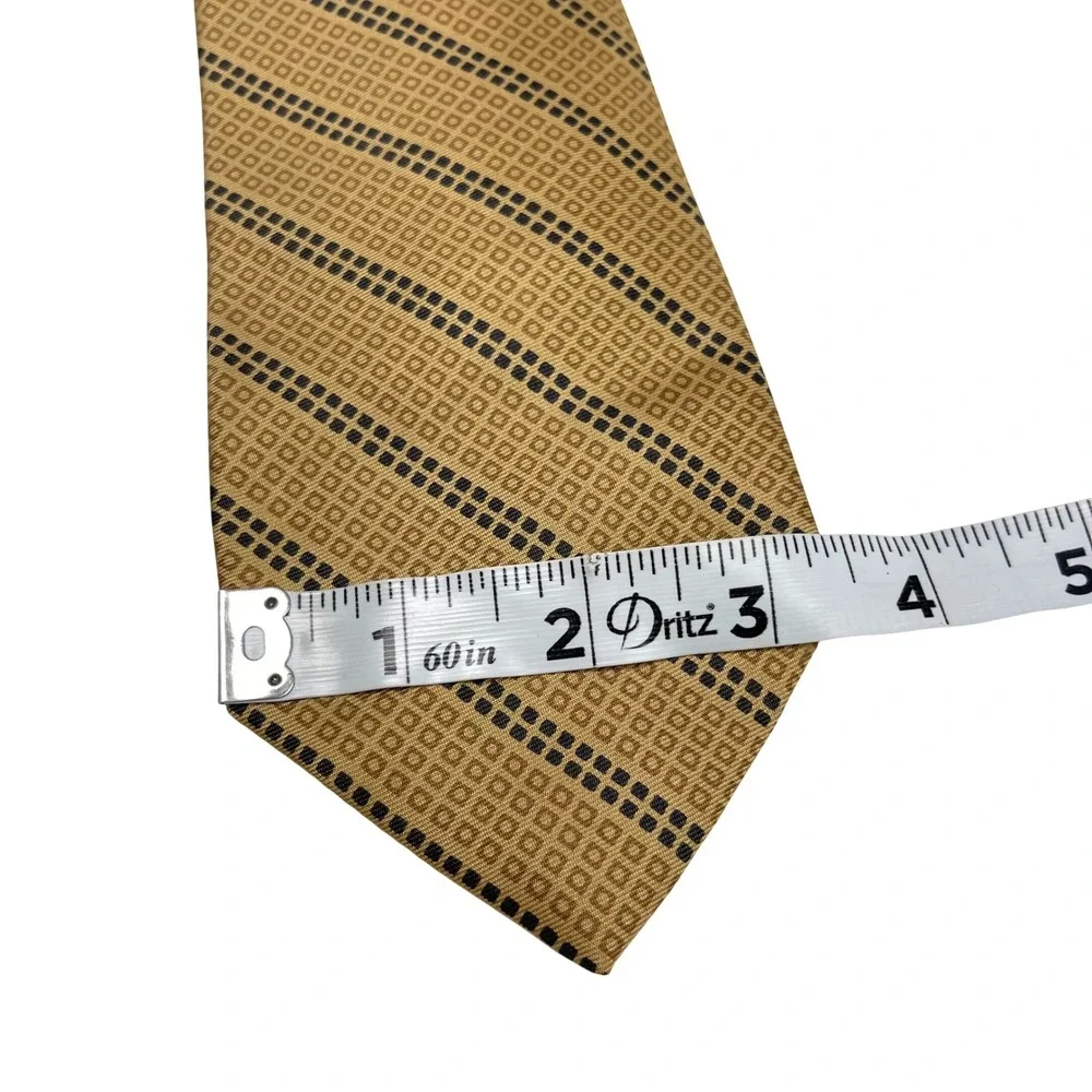 VTG Brooks Brothers Makers All Silk Gold Tie Geometric Squares Made in England‎